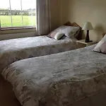 Hawthorn View 3*
